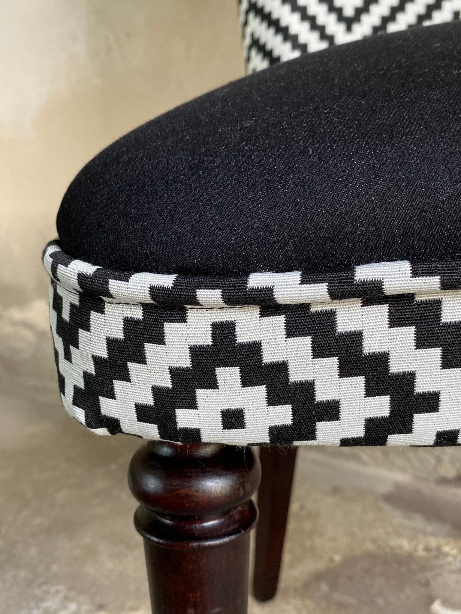 Poltroncina Sedia Vintage Black&White