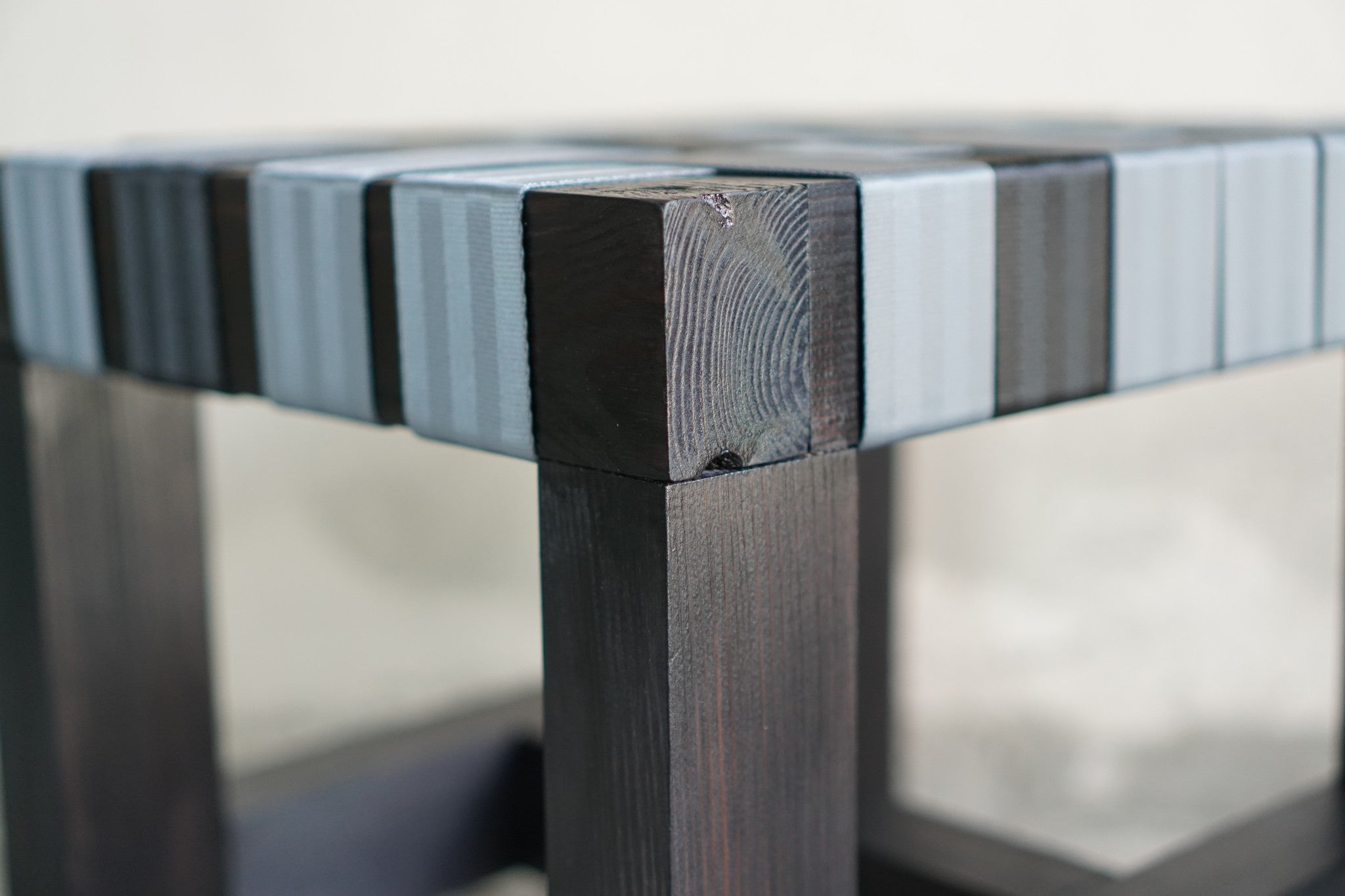 Sgabello In Legno Sentat