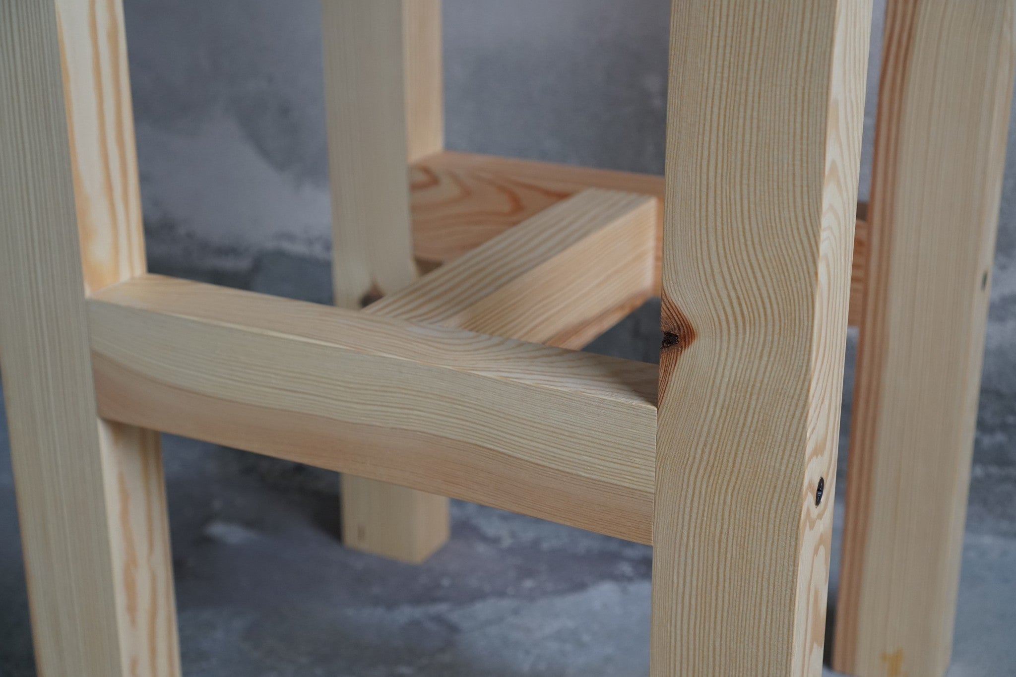 Sgabello Alto In Legno Sentat